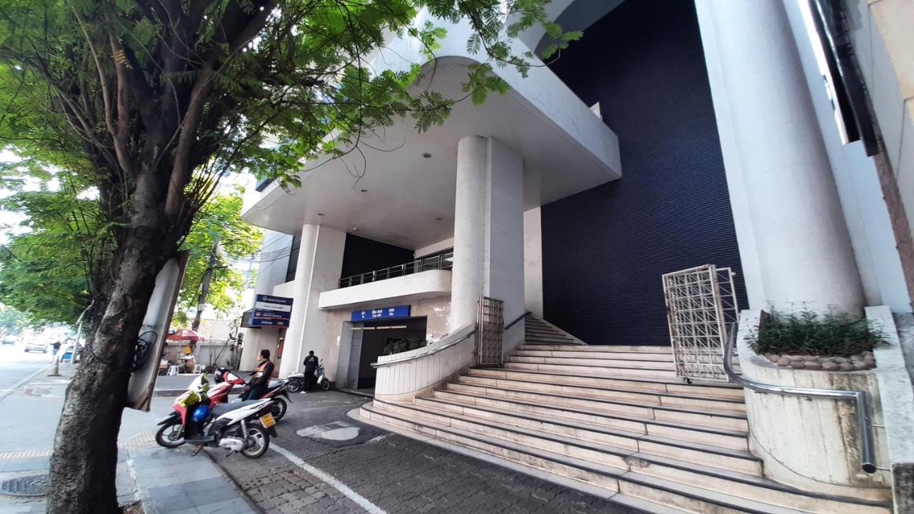 City Plaza Nana Hotel Bangkok Exteriör bild