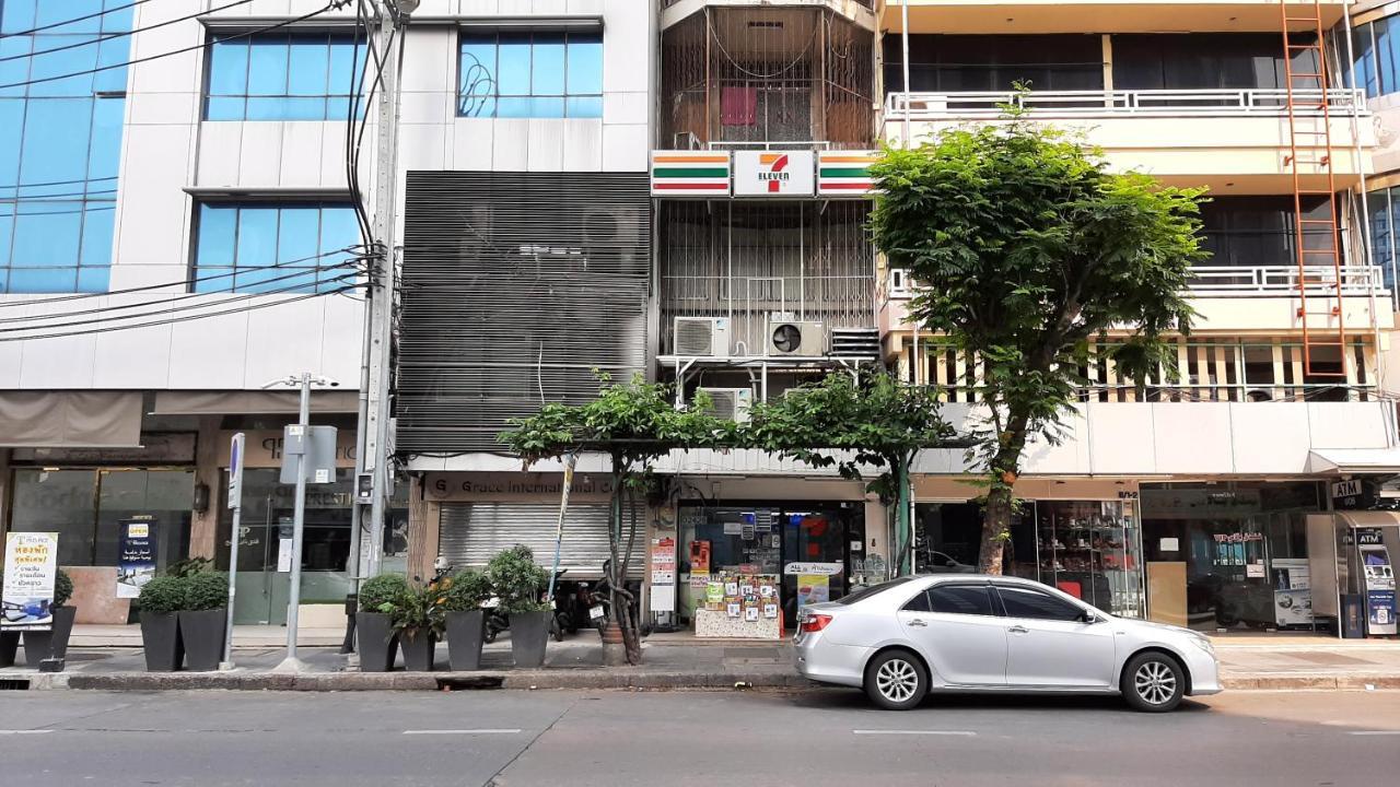 City Plaza Nana Hotel Bangkok Exteriör bild