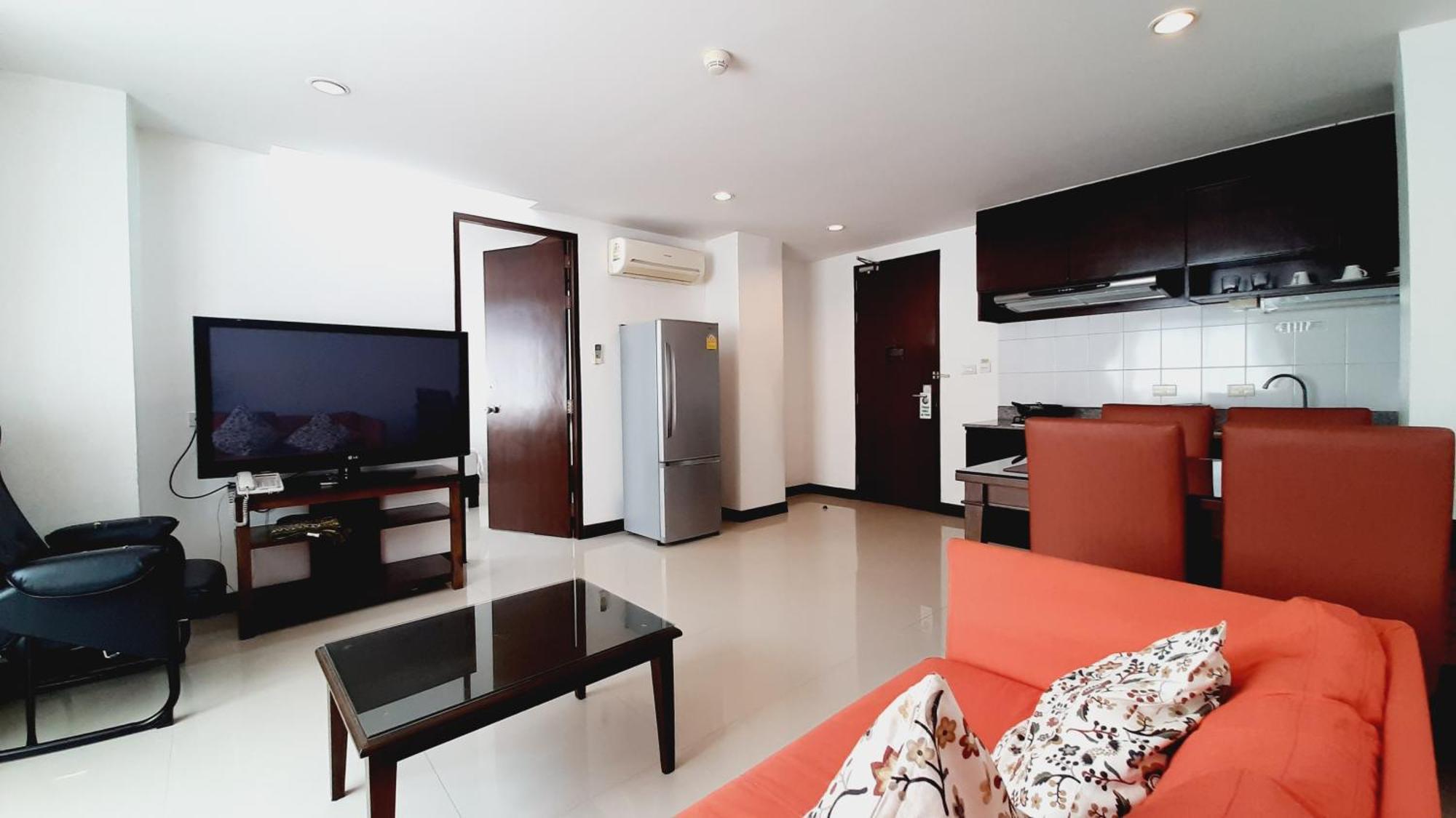 City Plaza Nana Hotel Bangkok Exteriör bild
